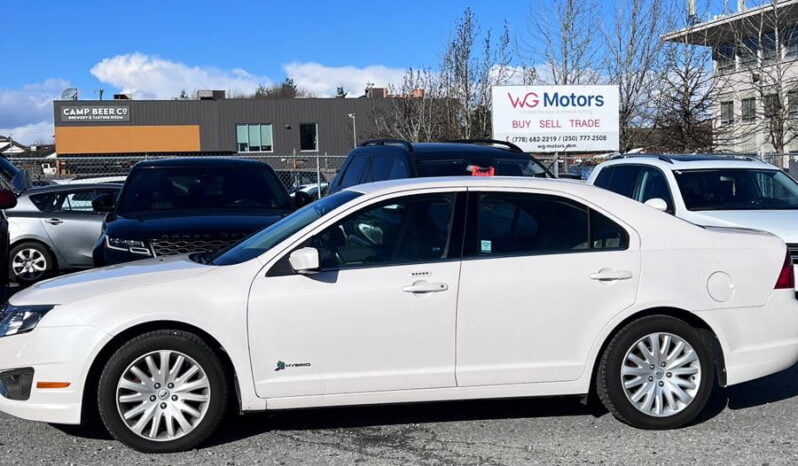 2011 Ford Fusion Hybrid Sedan full