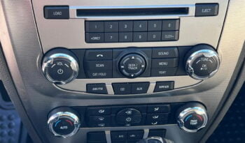 2011 Ford Fusion Hybrid Sedan full