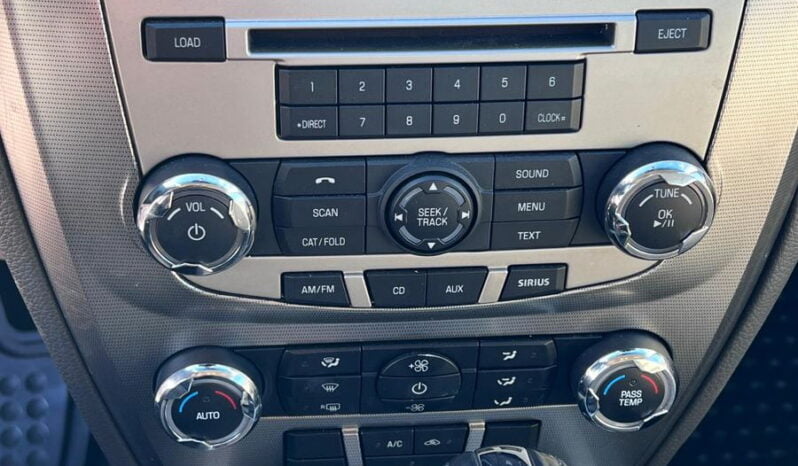 2011 Ford Fusion Hybrid Sedan full