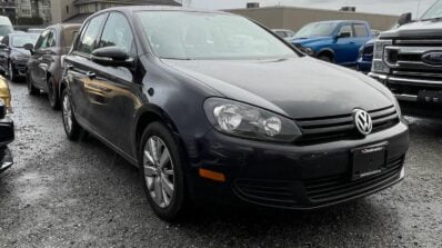 2012 Volkswagen Golf (17)
