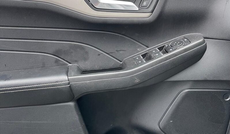 2021 Ford Escape SEL full