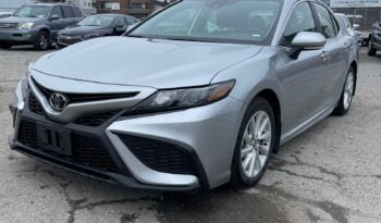 2021 Toyota Camry SE full