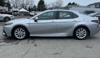 2021 Toyota Camry SE full