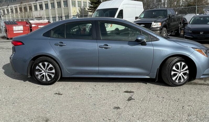 2022 Toyota Corolla Hybrid full