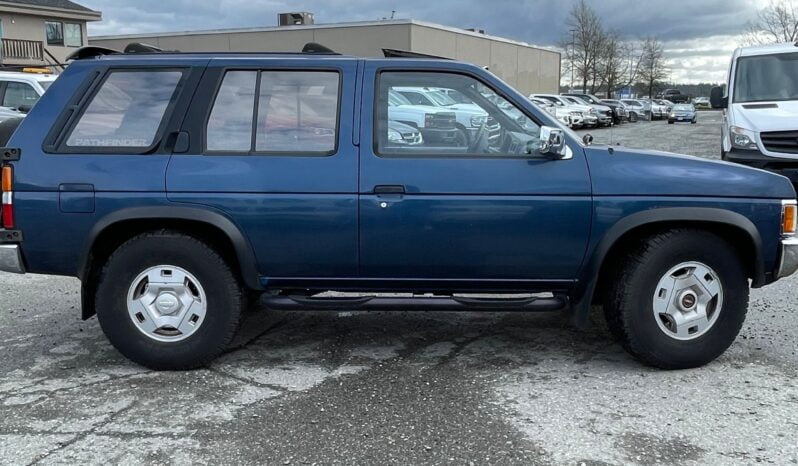 1995 Nissan Pathfinder full