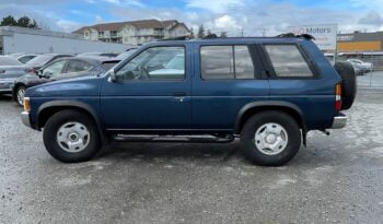 1995 Nissan Pathfinder full
