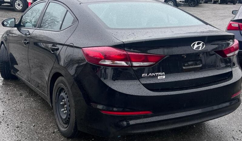 2017 Hyundai Elantra LE full