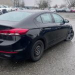 Hyundai Elantra 2017 Sedan used-cars-fr photo 6