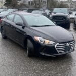 Hyundai Elantra 2017 Sedan used-cars-fr photo 15