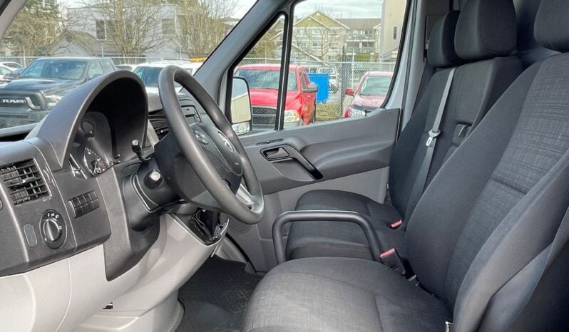 2018 Mercedes-Benz Sprinter Cargo Van Diesel full