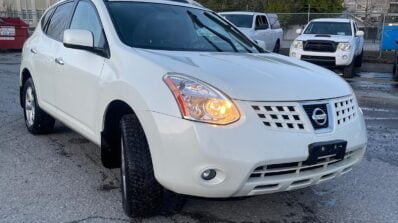 2010 Nissan Rogue (1)
