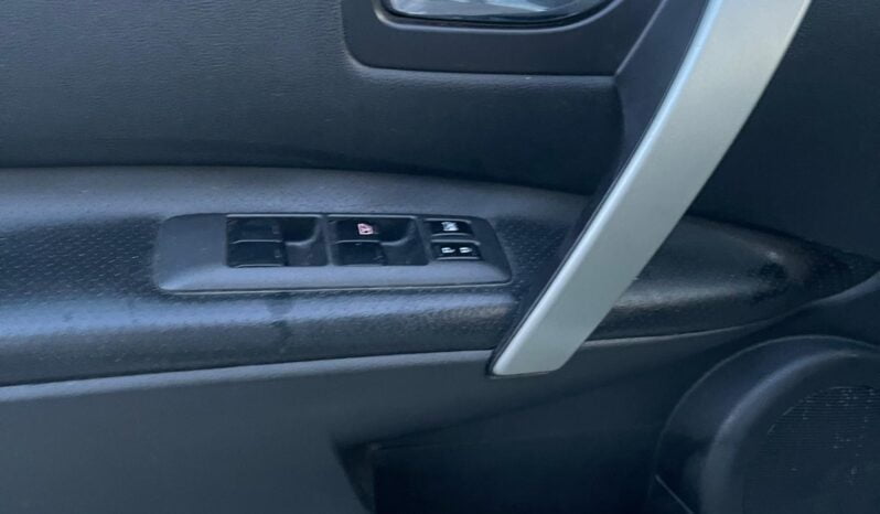 2010 Nissan Rogue full