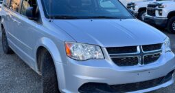 2012 Dodge Grand Caravan SE (1)