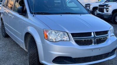 2012 Dodge Grand Caravan SE (1)