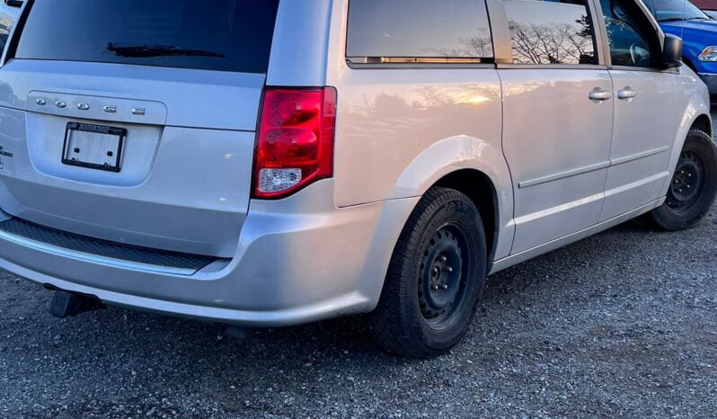 2012 Dodge Grand Caravan SE full