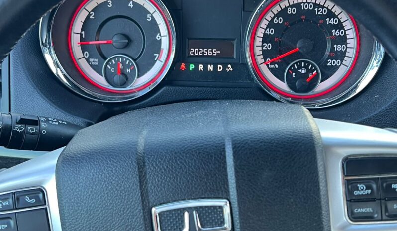 2012 Dodge Grand Caravan SE full