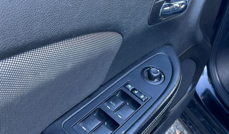 2014 Dodge Avenger full