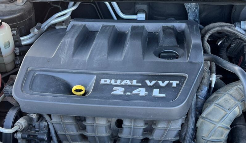 2014 Dodge Avenger full