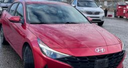 2022 Hyundai Elantra SEL Sedan (1)