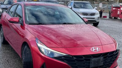 2022 Hyundai Elantra SEL Sedan (1)