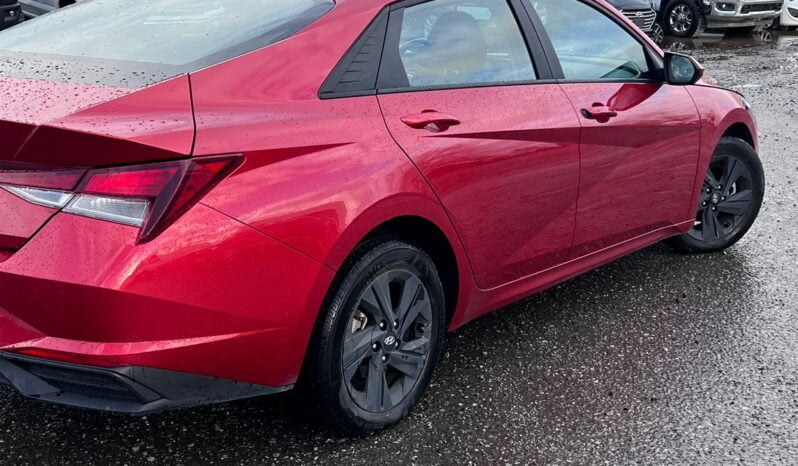 2022 Hyundai Elantra SEL full