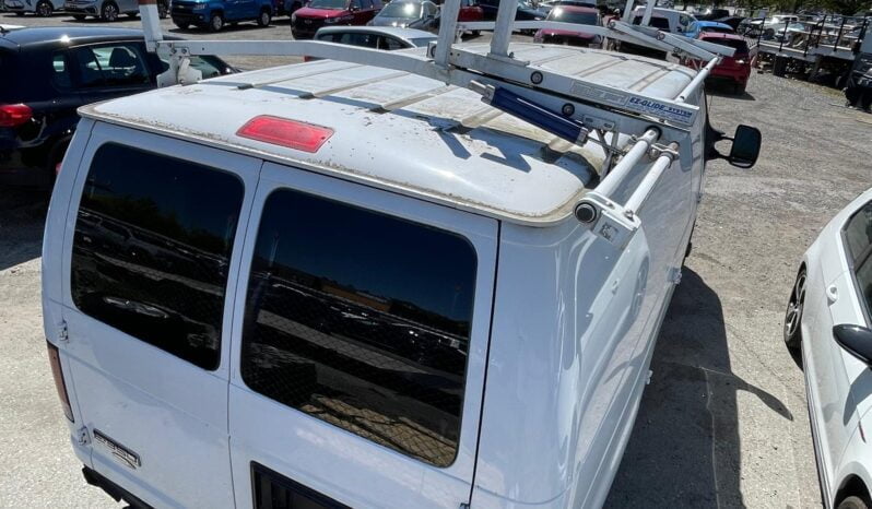 2010 Ford E-350 Cargo Van full
