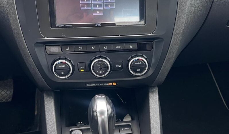 2013 Volkswagen Jetta Sedan Comfortline full