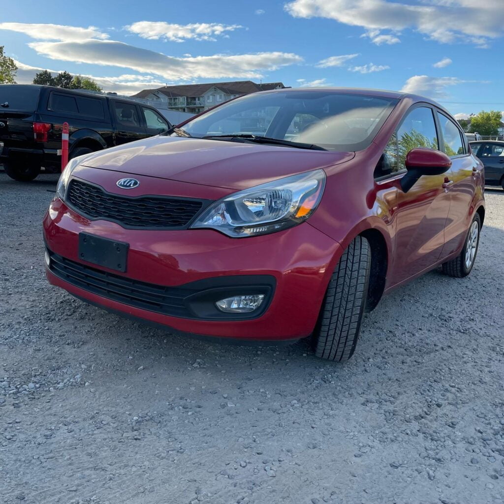 Kia Rio 2013 Sedan used-cars-fr