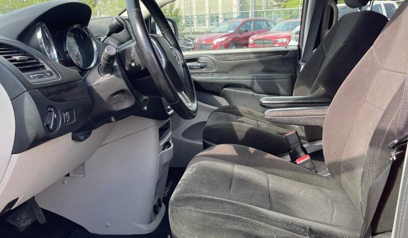 2012 Dodge Grand Caravan SE full