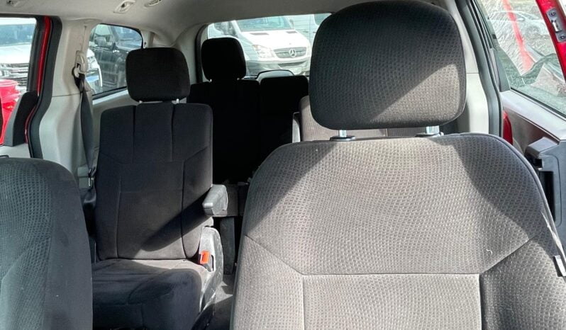 2012 Dodge Grand Caravan SE full