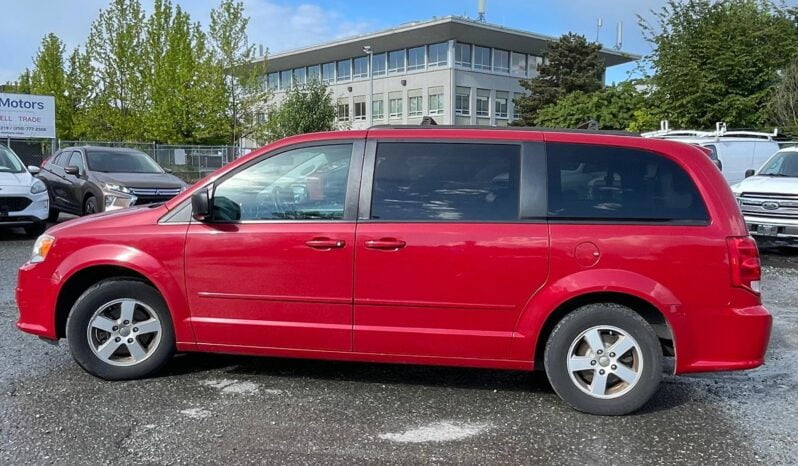 2012 Dodge Grand Caravan SE full