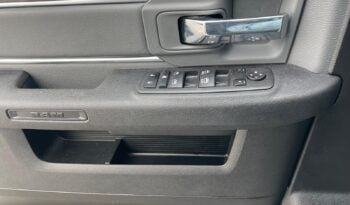 2022 Ram 1500 Classic SLT full