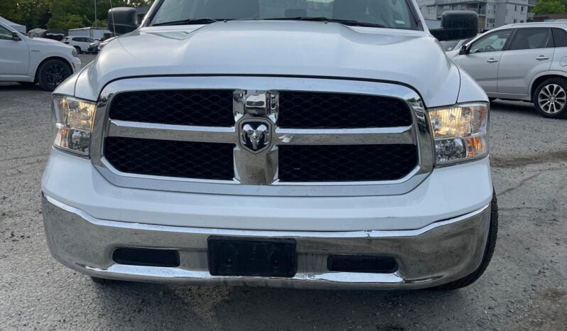 2022 Ram 1500 Classic SLT full