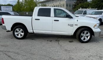 2022 Ram 1500 Classic SLT full
