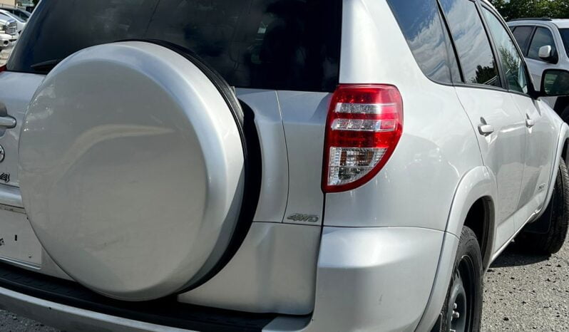 2011 Toyota RAV4 Sport full