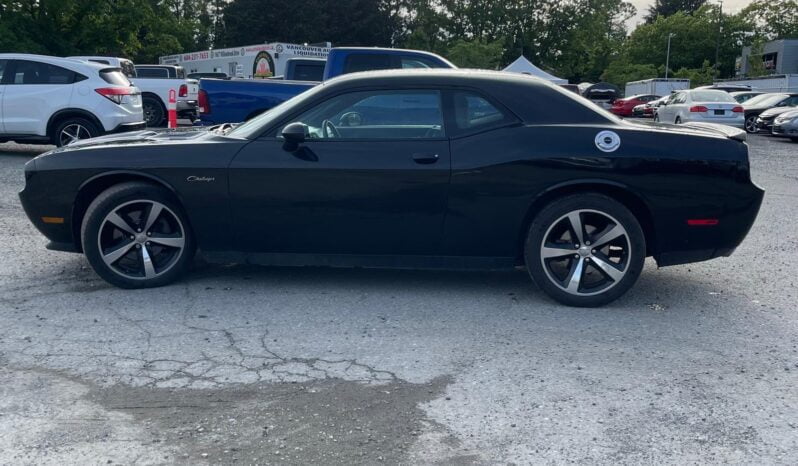 2014 Dodge Challenger R/T full
