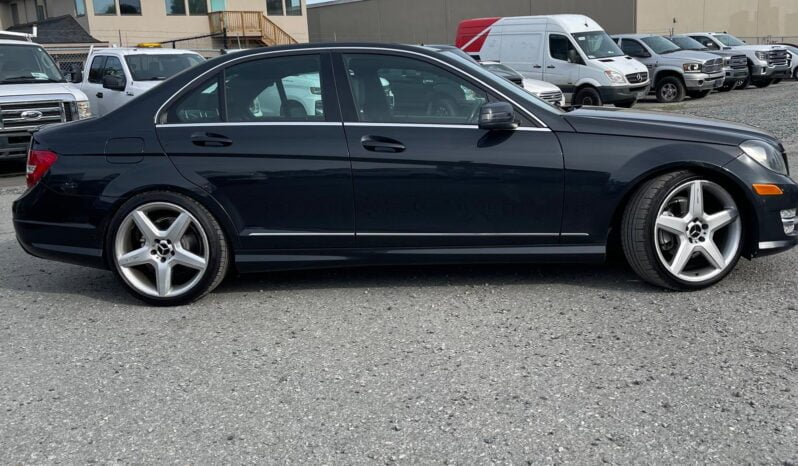 2012 Mercedes-Benz C-Class C250 full