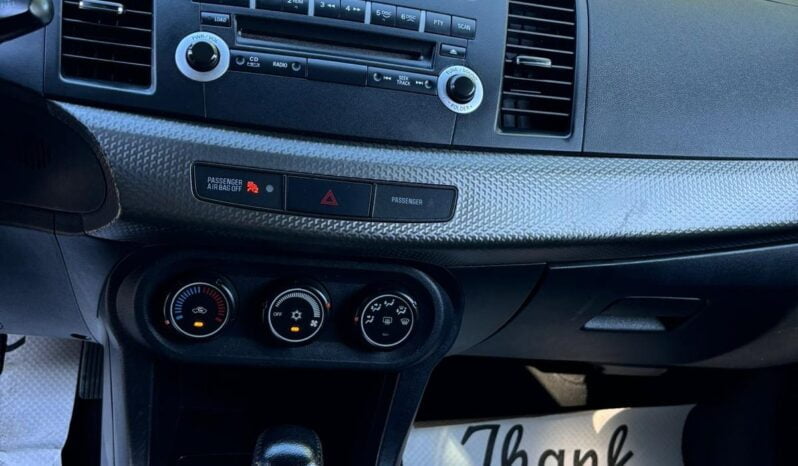 2013 Mitsubishi Lancer ES full