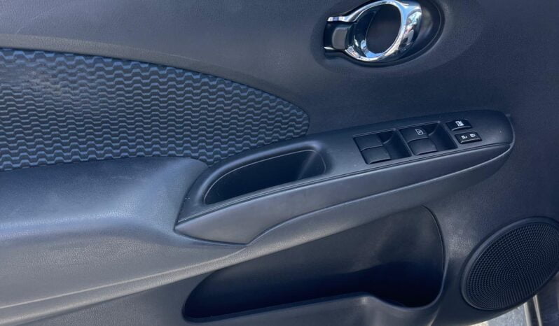 2016 Nissan Versa Note full