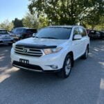 Toyota Highlander 2011 SUV used-cars photo 2