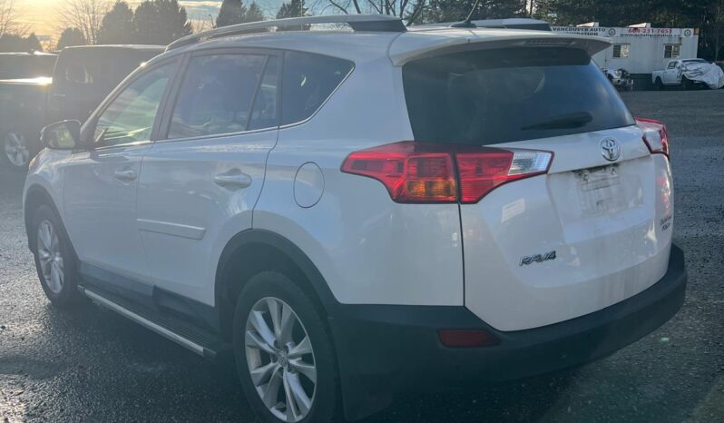 2014 Toyota RAV4 XLE full