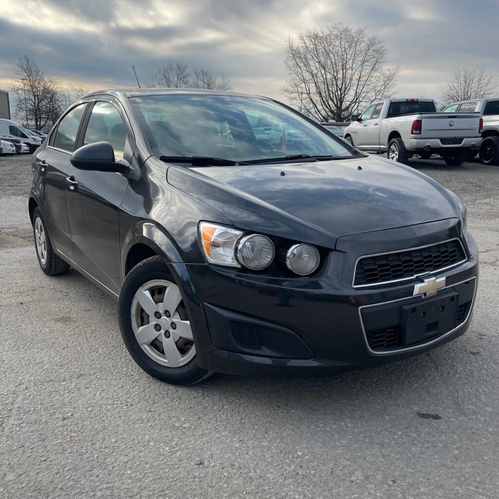 Chevrolet Sonic Hatchback used-cars-fr