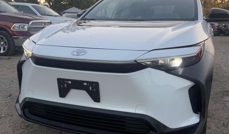 2023 Toyota bZ4X LE full