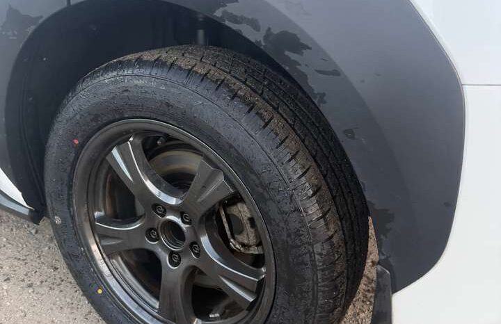 2023 Toyota bZ4X LE full