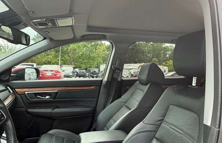 2019 Honda CR-V Touring full