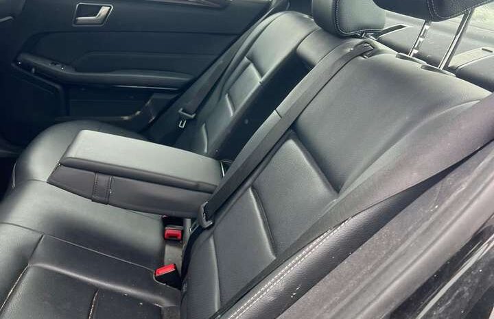 2014 Mercedes-Benz E-Class 4MATIC Diesel full
