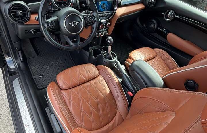 2019 MINI Cooper S 3 Door full