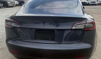2022 Tesla Model 3 Standard Range full
