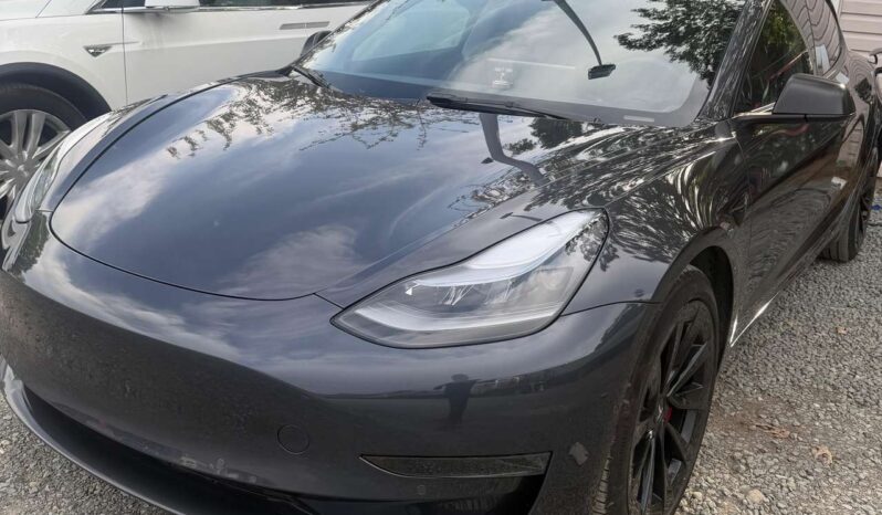 2022 Tesla Model 3 Standard Range full