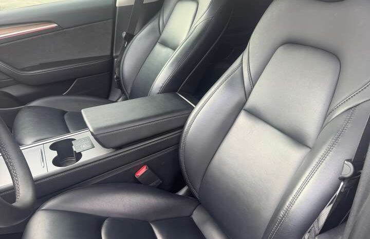 2022 Tesla Model 3 Standard Range full